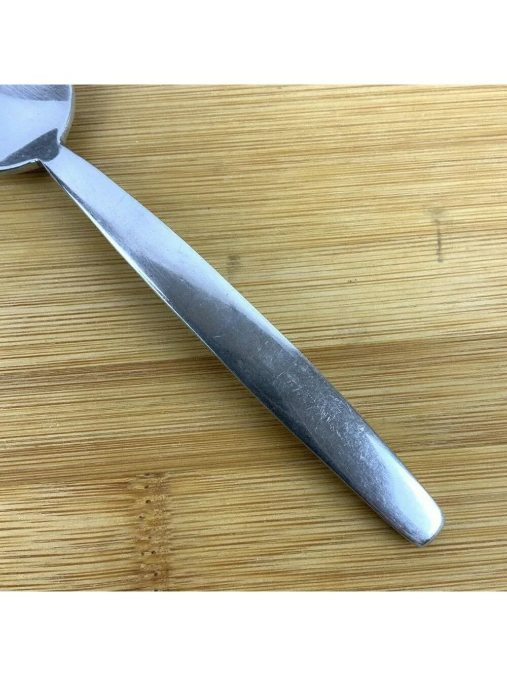 Oneida Leda Set of 2 Teaspoons 18/10 Stainless Steel 6 inch Durable Flatware